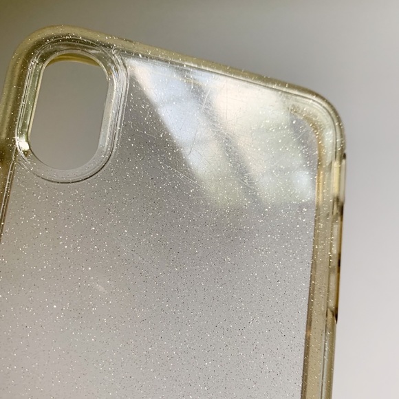 OtterBox Symmetry Case for iPhone X/XS - Picture 5 of 6